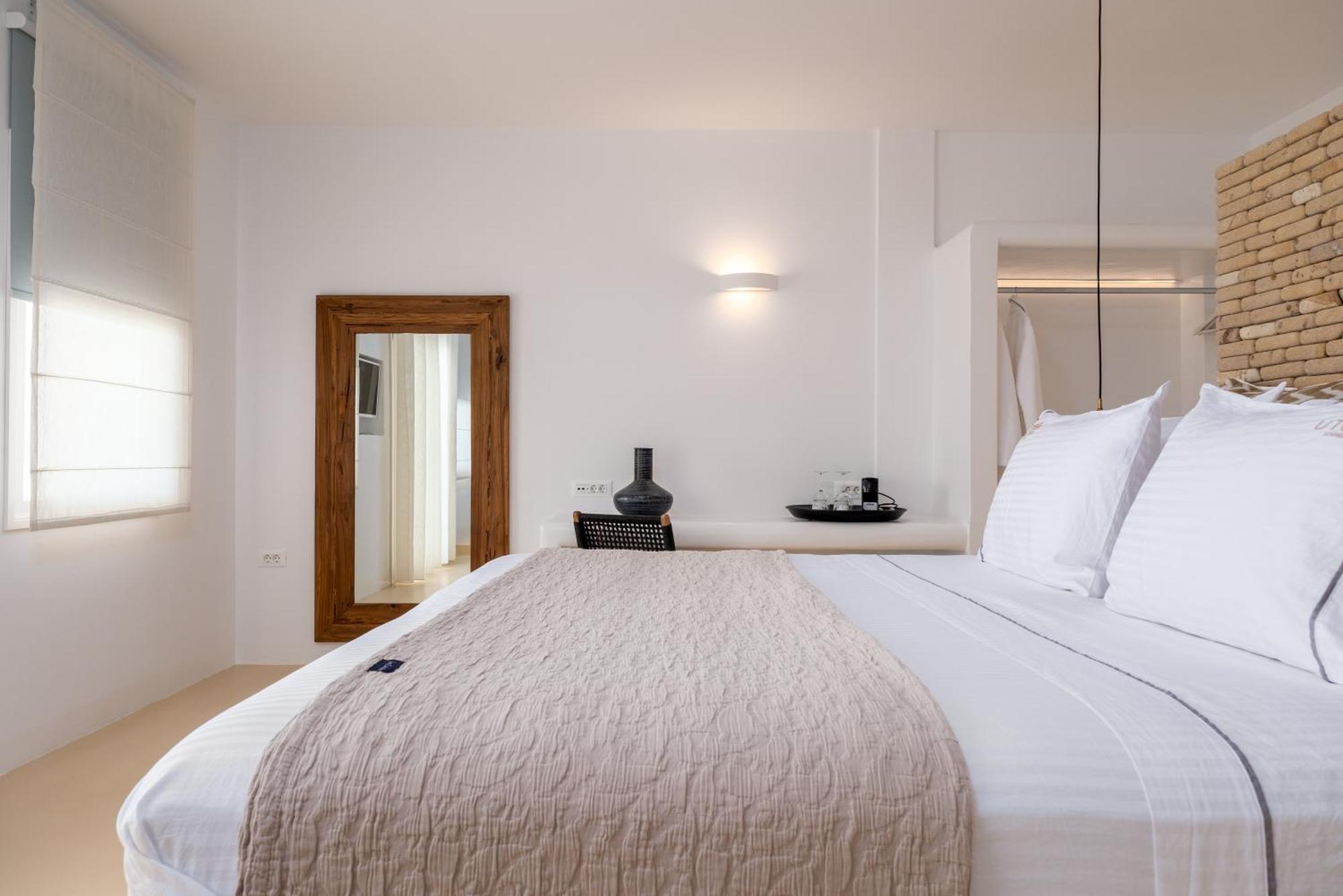 Utopia Suites By Anna Platanou Agia Irini  ภายนอก รูปภาพ